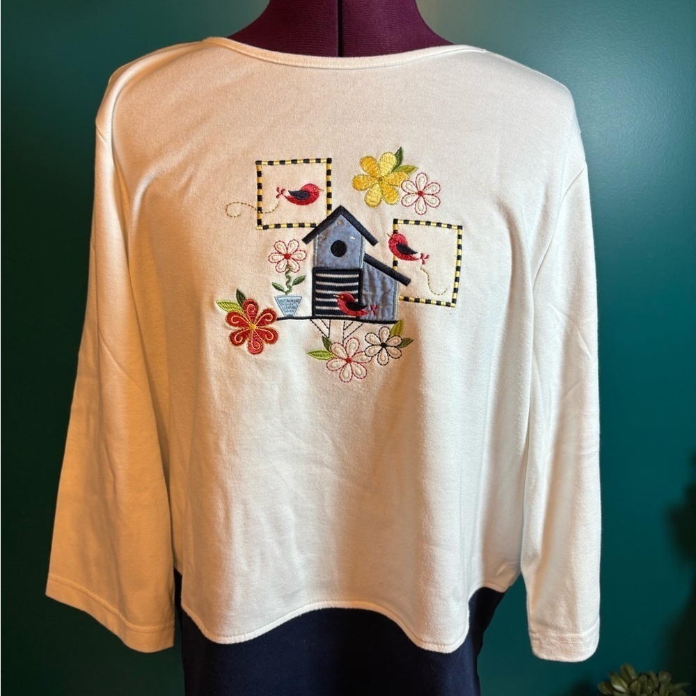 Breckenridge White Top with Birdhouse, Bird and Floral Embroidery